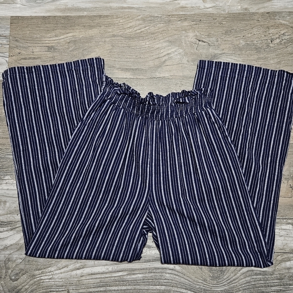 E & M wide leg high rise elastic waist pants size Medium 100% cotton